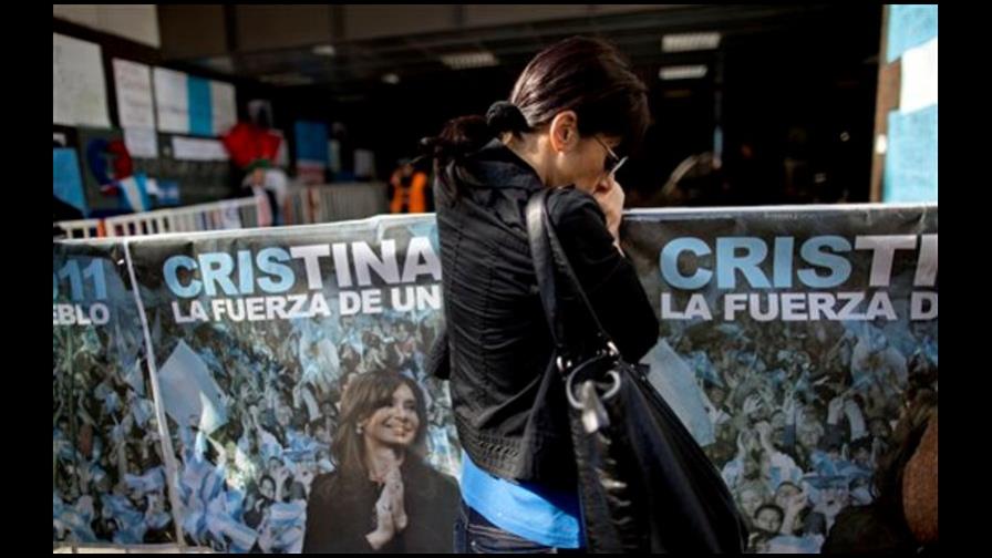 Operación a Cristina Fernández genera incertidumbre política en Argentina