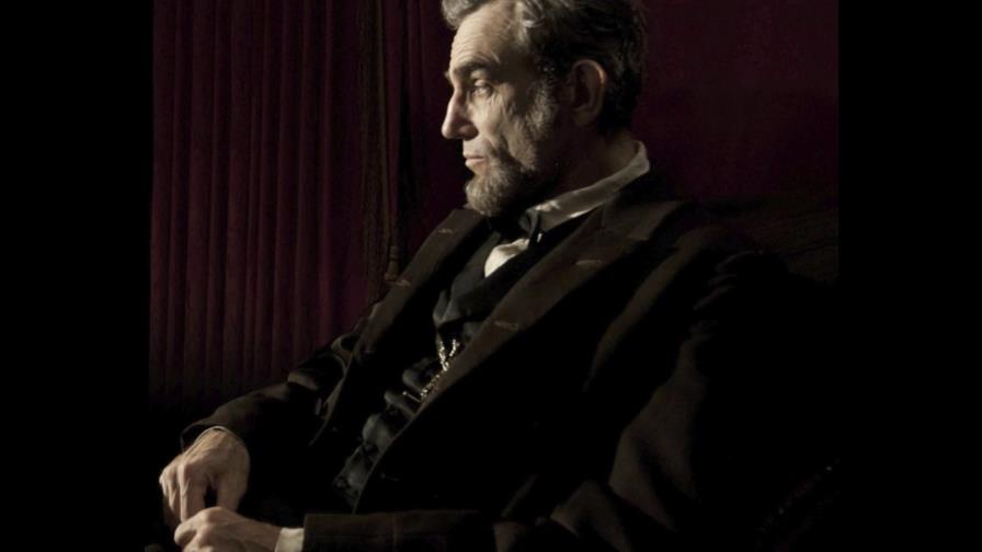 Lincoln se proclama gran favorito para los Óscar en 2013