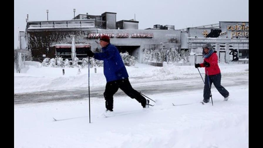 Noreste de EEUU retira nieve tras tormenta épica Noreste de EEUU retira nieve tras tormenta épica
