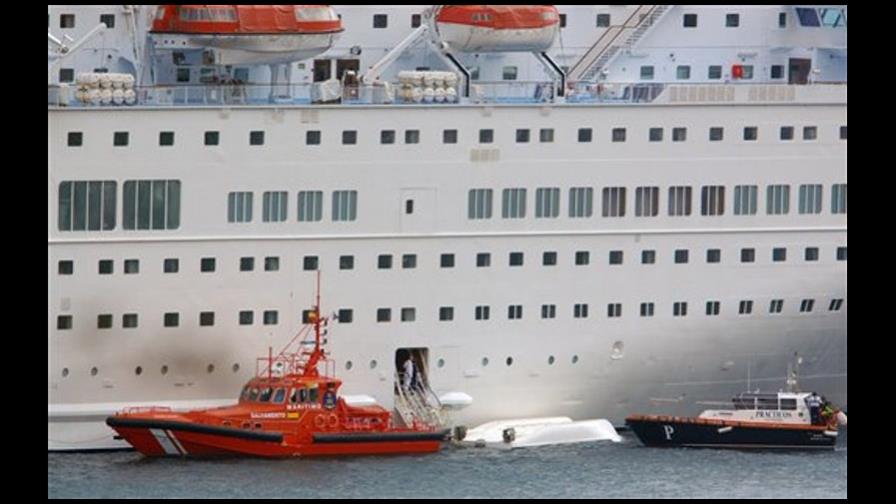 España: cinco muertos en accidente de crucero