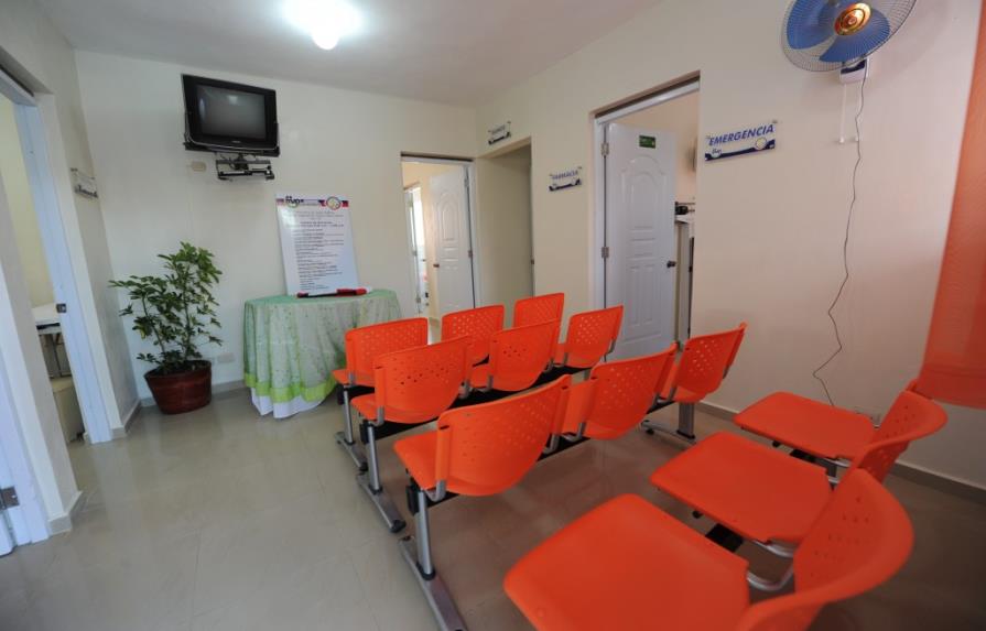 Salud Pública inaugura unidades de atención primaria en Bonao y La Vega