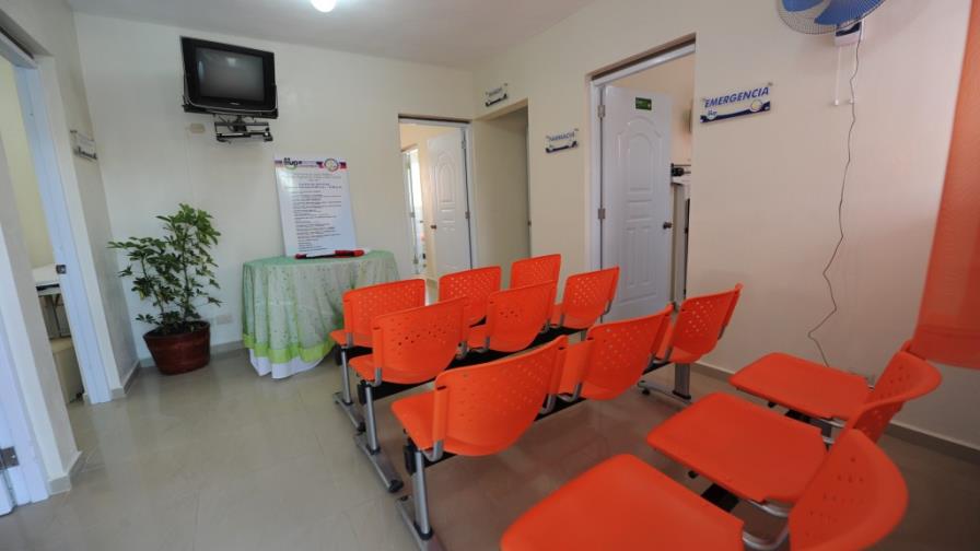 Salud Pública inaugura unidades de atención primaria en Bonao y La Vega