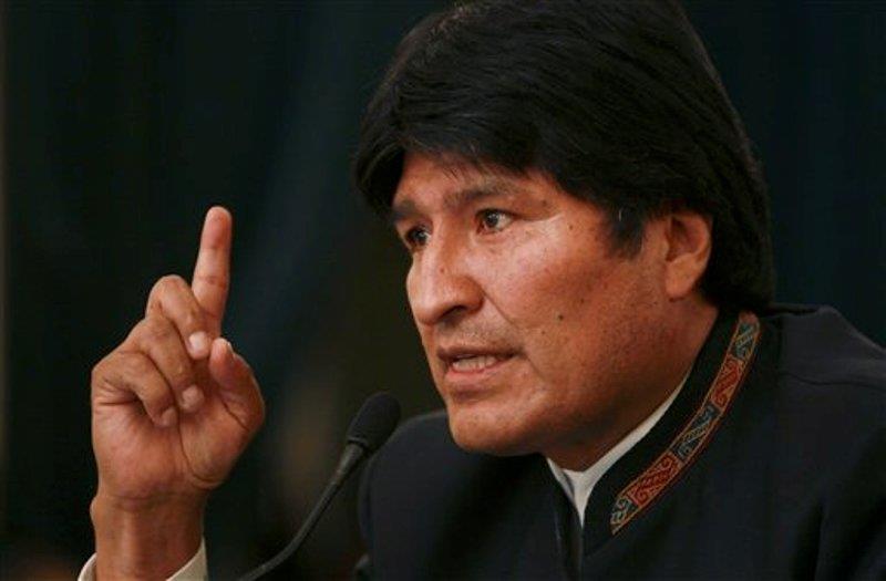 Morales anula decreto que daba viáticos a sus hijos en viajes oficiales