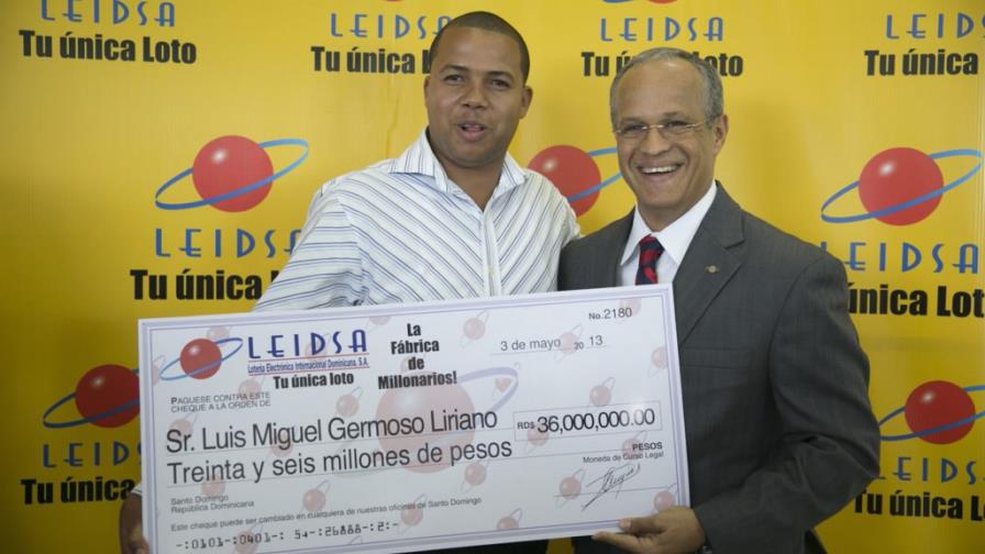 Leidsa abre oficina en Santiago y entrega premio