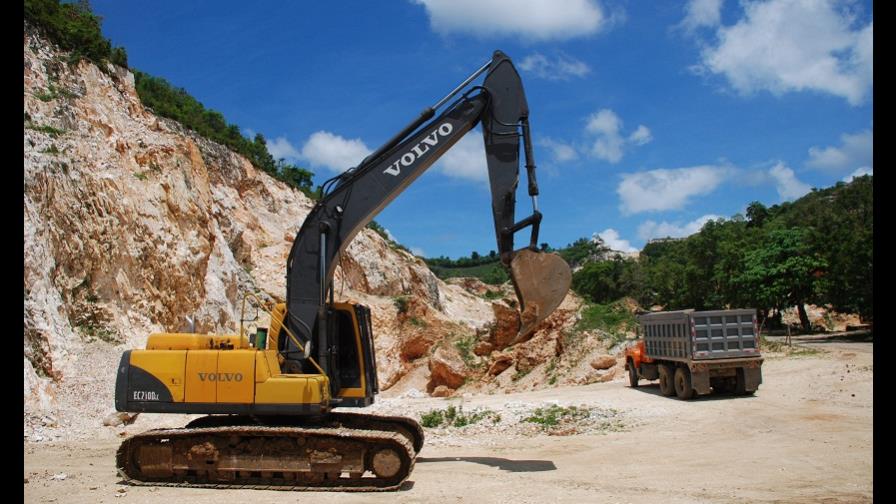 Organizaciones independientes de América buscan estrategias contra la minería