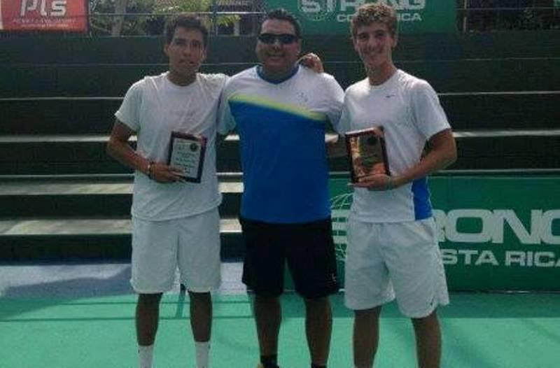 Peter Bertran conquista título de dobles en Costa Rica