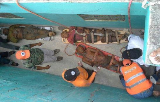 Mueren cuatro personas al caerse mientras limpiaban pozo séptico en San Pedro de Macorís