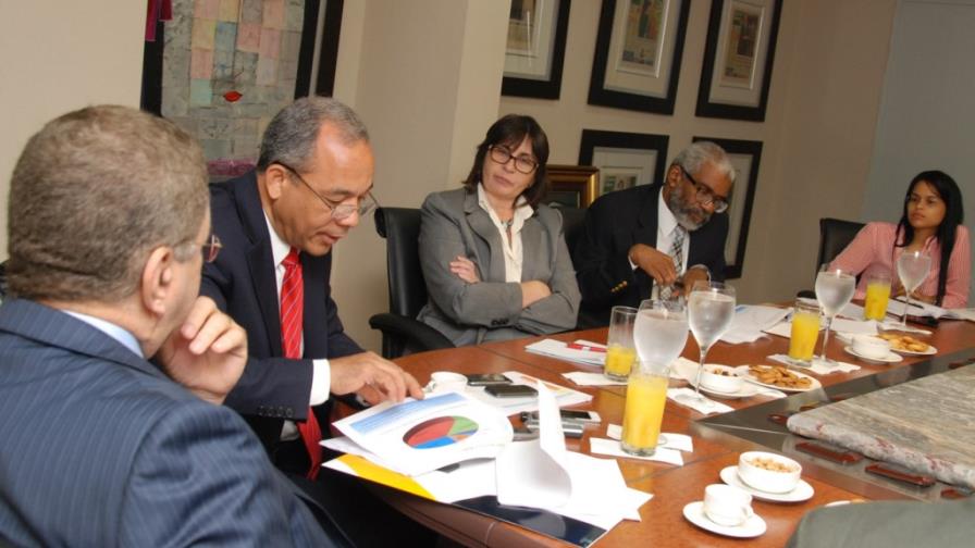 Rubén Jiménez Bichara: Cobro de energía en es US$110 MM, cuando factura suma US$190 Rubén Jiménez Bichara: Cobro de energía en es US$110 MM, cuando factura suma US$190