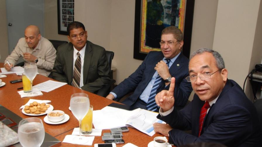 Gobierno trabaja en plan integral del sector eléctrico; busca cambiar matriz generación y reducir pérdidas Gobierno trabaja en plan integral del sector eléctrico; busca cambiar matriz generación y reducir pérdidas