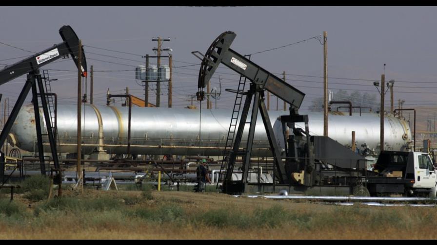 El barril del petróleo de Texas se cotiza a 93,20 dólares El barril del petróleo de Texas se cotiza a 93,20 dólares