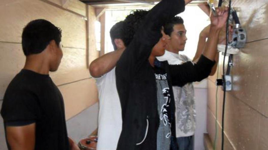 Casa Latinoamericana abre cursos a jóvenes