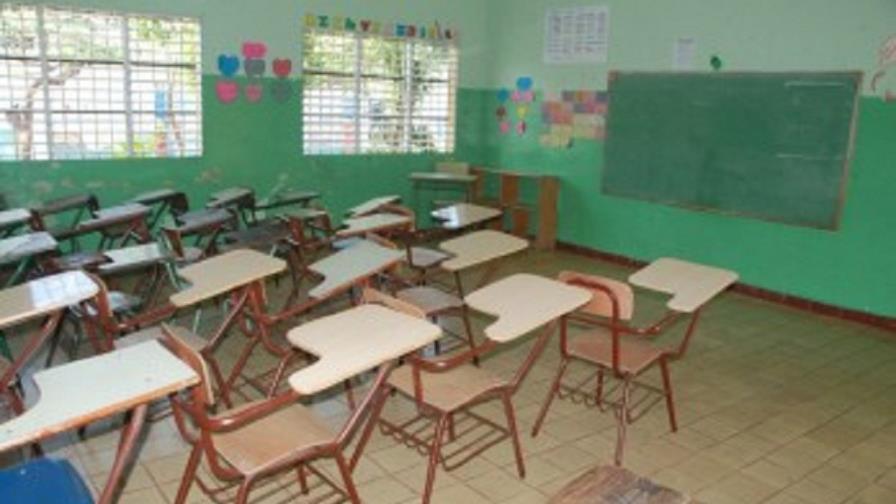 Sectores rechazan usar el 4% para el aumento de sueldo a profesores