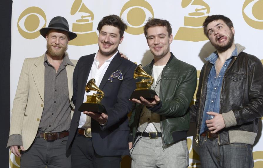 Babel es el disco del año en unos Grammy dominados por The Black Keys