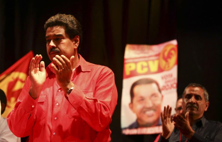 Venezuela se aboca a unas elecciones completamente dominadas por Chávez