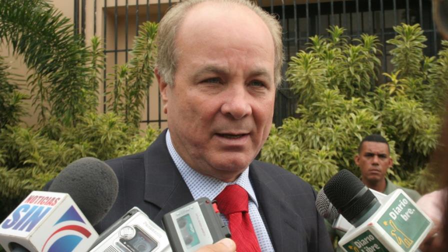 Camilo dice bancos tienen RD$185 mil millones disponibles Camilo dice bancos tienen RD$185 mil millones disponibles