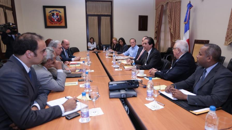 Comisión de Pymes se reúne en Palacio Comisión de Pymes se reúne en Palacio