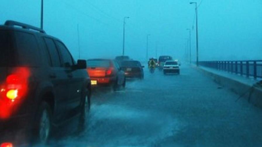 Rains from Chantal cause one death and more than 6000 displaced persons