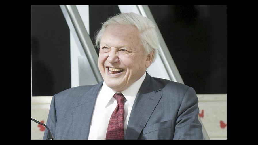 El naturalista David Attenborough pide no tener familias numerosas