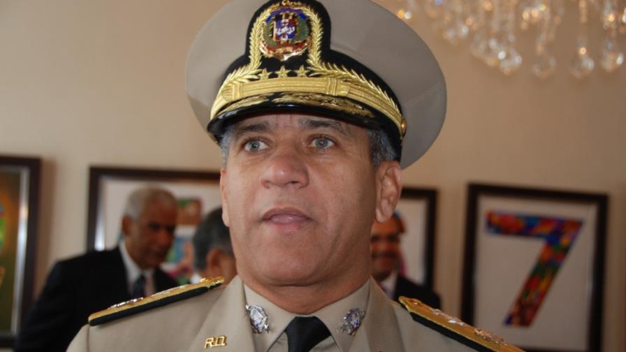 Sigfrido Pared dice que seguirán los retiros de militares