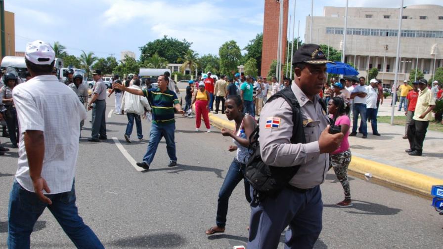 Los heridos en la protesta por Loma Miranda hacen una denuncia en la Fiscalía Los heridos en la protesta por Loma Miranda hacen una denuncia en la Fiscalía