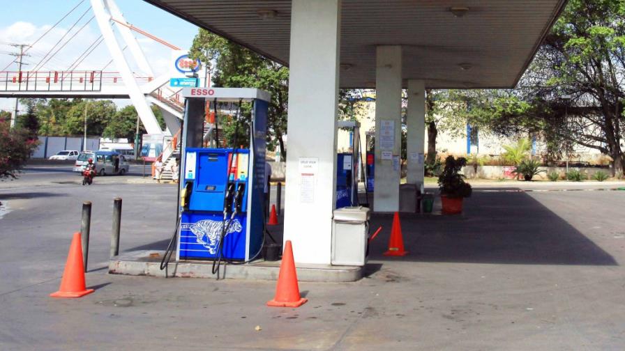 Precios de los combustibles se mantendrán invariables