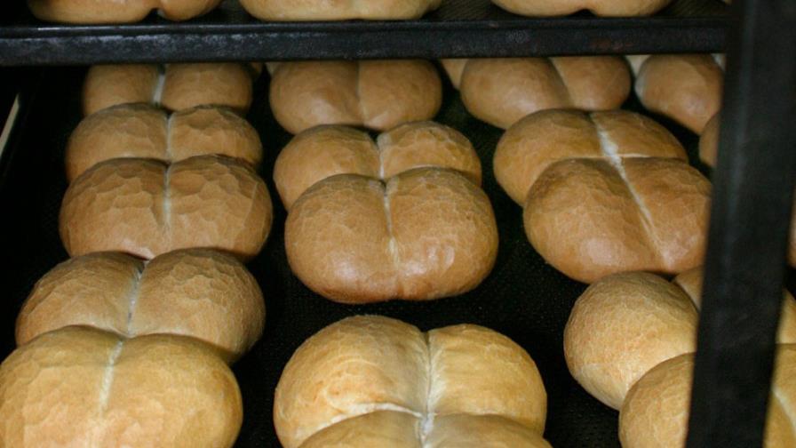 Aumentan RD$2.00 al precio del pan; a partir de hoy se venderá a RD$7.00 Aumentan RD$2.00 al precio del pan; a partir de hoy se venderá a RD$7.00