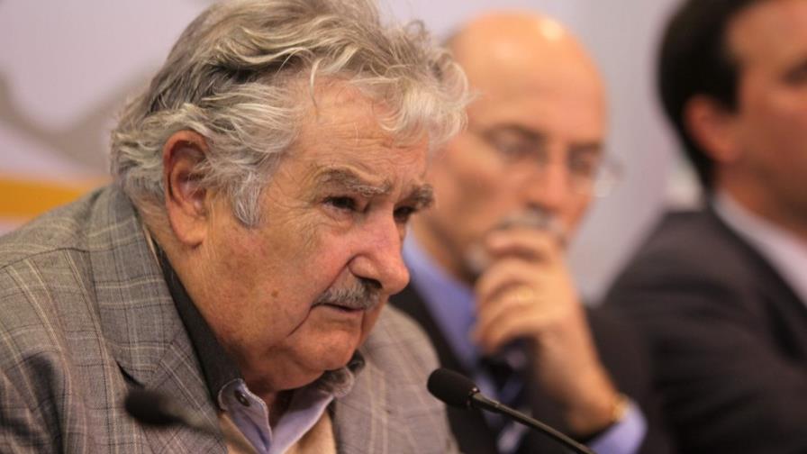 Mujica: no es bonito legalizar marihuana, pero peor es regalar gente al narco