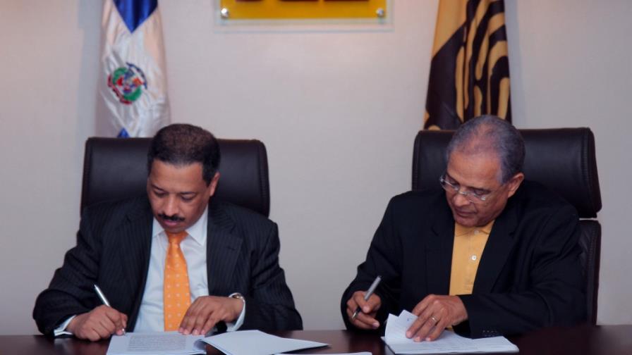 JCE y SOMO finalizan contrato de automatización de registro civil y electoral JCE y SOMO finalizan contrato de automatización de registro civil y electoral