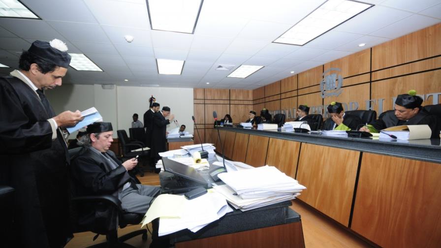 TSE da luz verde a juicio disciplinario contra Hipólito, Bautista, Geanilda y Jorge Mera
