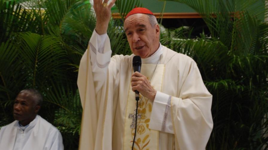 Cardenal: padre Regino está equivocado