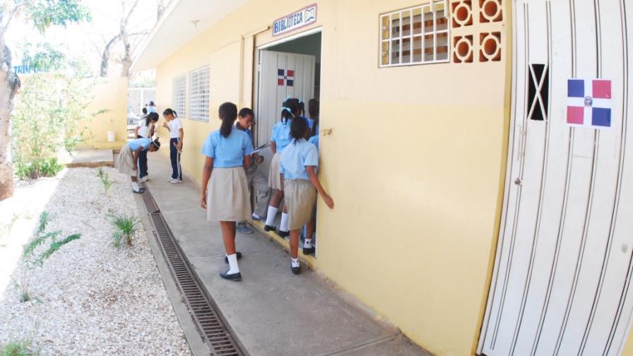 Niño que llevó granada a escuela creía era juguete Niño que llevó granada a escuela creía era juguete