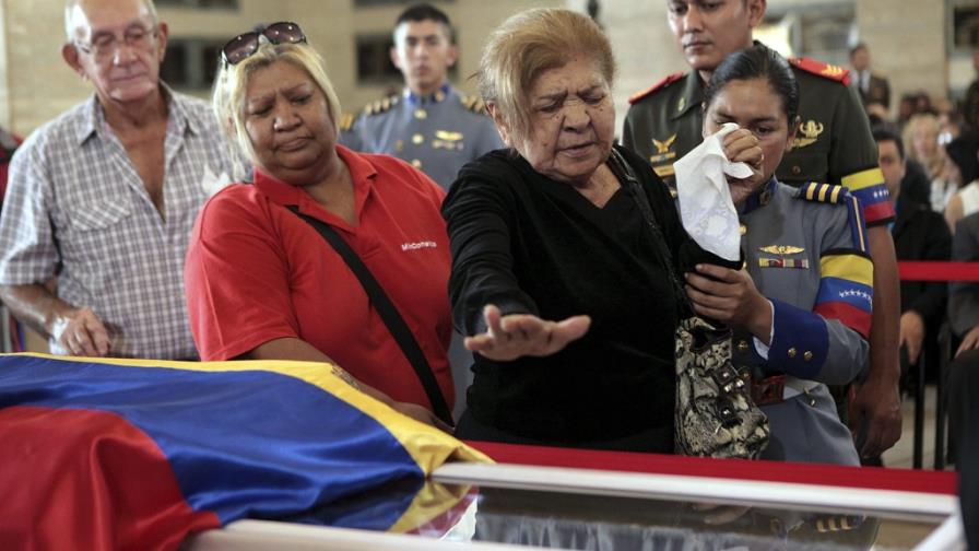Especialistas en la momia de Lenin, dispuestos a ayudar a embalsamar a Chávez