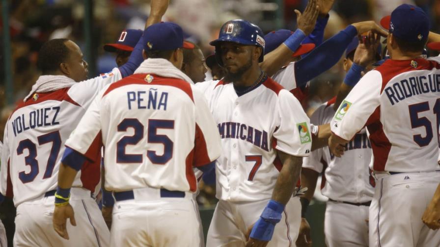 Dominicana sigue invicta en el Clásico