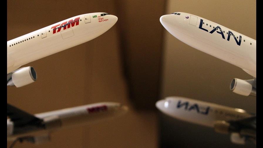 Latam invertirá 11,000 millones de dólares en ampliar su flota hasta el 2017