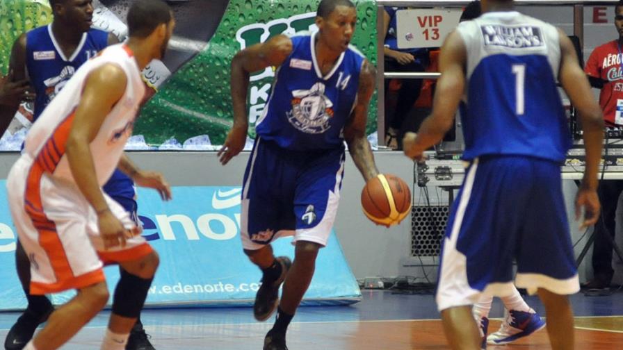 Los Titanes de Licey derrotan a los Metros