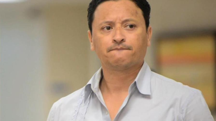 Elvis Crespo se confiesa alcohólico