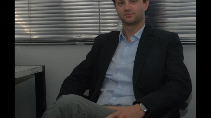 Experto chileno insta a dominicanos a ahorrar