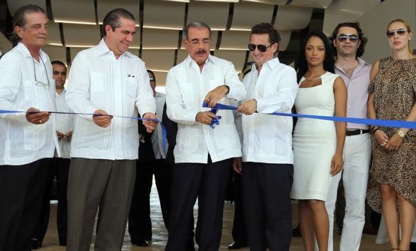 Danilo Medina encabeza inauguración de parque de diversiones en Juan Dolio