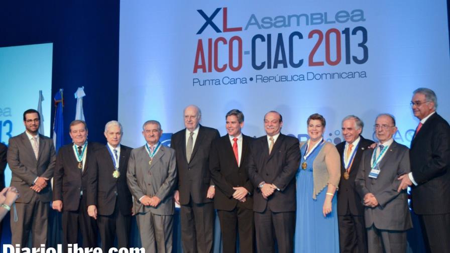 Empresarios de RD distinguidos con la medalla de honor