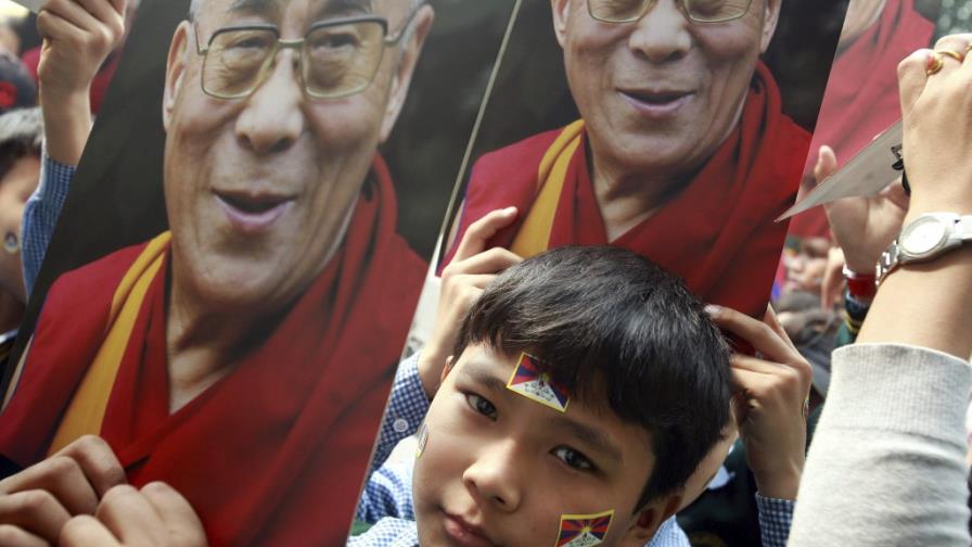 El sucesor del Dalai Lama pide un sentimiento sagrado hacia la naturaleza