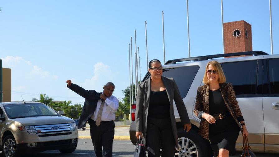 Nuria Piera no cree en la comisión que investiga al senador Félix Bautista