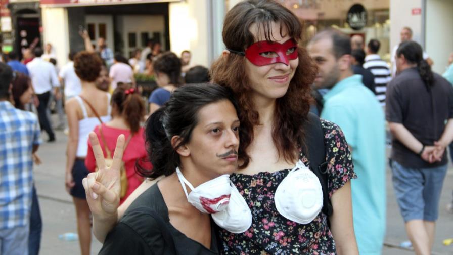 El matrimonio gay gana terreno en el mundo, aunque no sin controversia