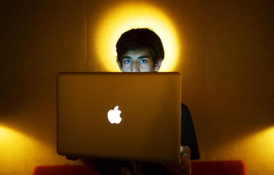 Activista y programador Aaron Swartz muere en NY