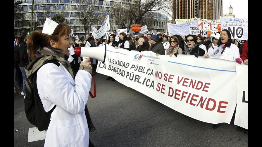 Protestan en España contra reforma sanitaria