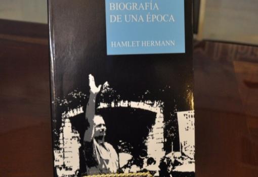 Circula Caamaño: Biografía de una Época, de Hamlet Hermann