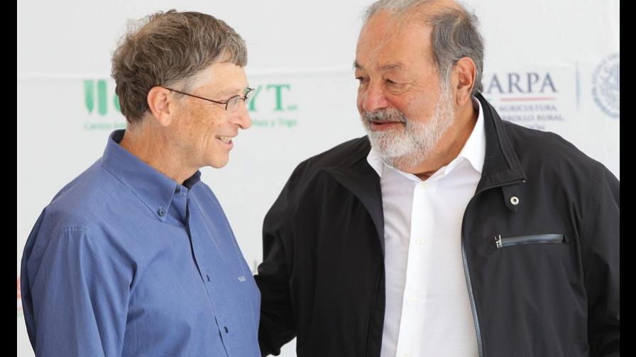 Bill Gates y Slim inauguran centro de biociencias para maíz y trigo en México
