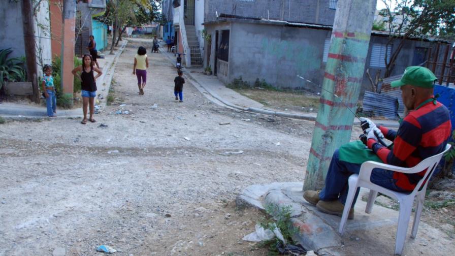 El barrio Las Antillas demanda reparación de sus calles