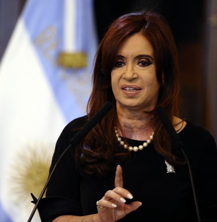 Cristina Fernández felicita al papa y le desea fructífera tarea pastoral