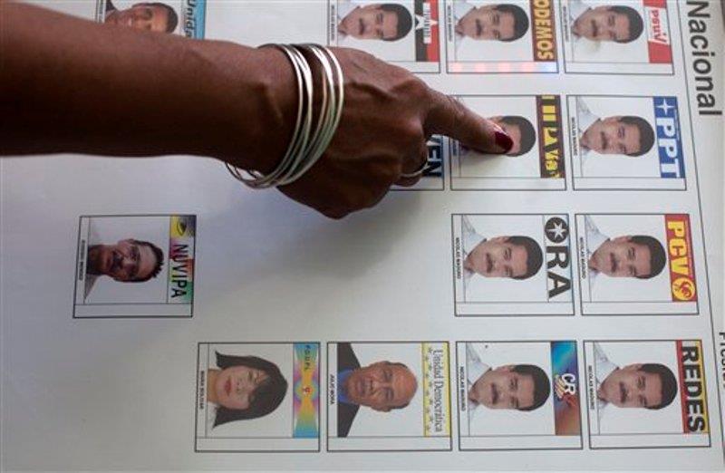 Venezuela cuenta las horas para las elecciones con más denuncias