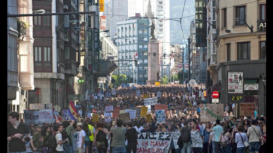 España conmemora 2 años de movimiento indignados España conmemora 2 años de movimiento indignados